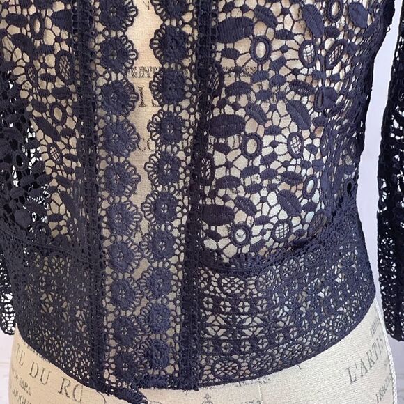ZARA Cropped Navy Lace Jacket SMALL - Picture 5 of 8